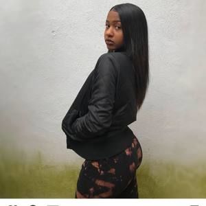 Meet your Posher, Jasmine